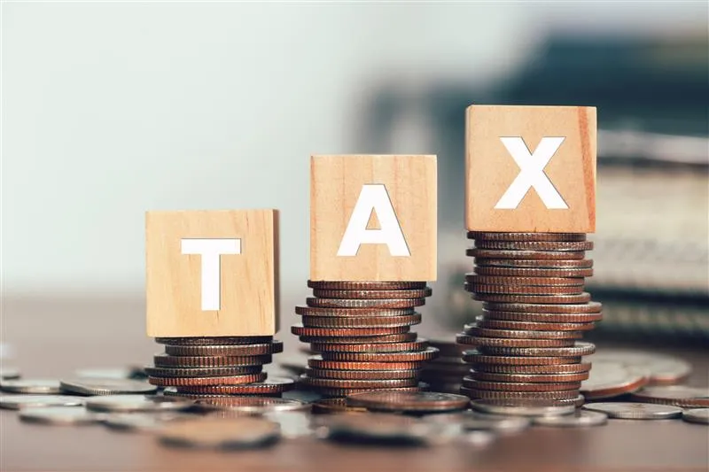 tax compliance and withholding advisory services